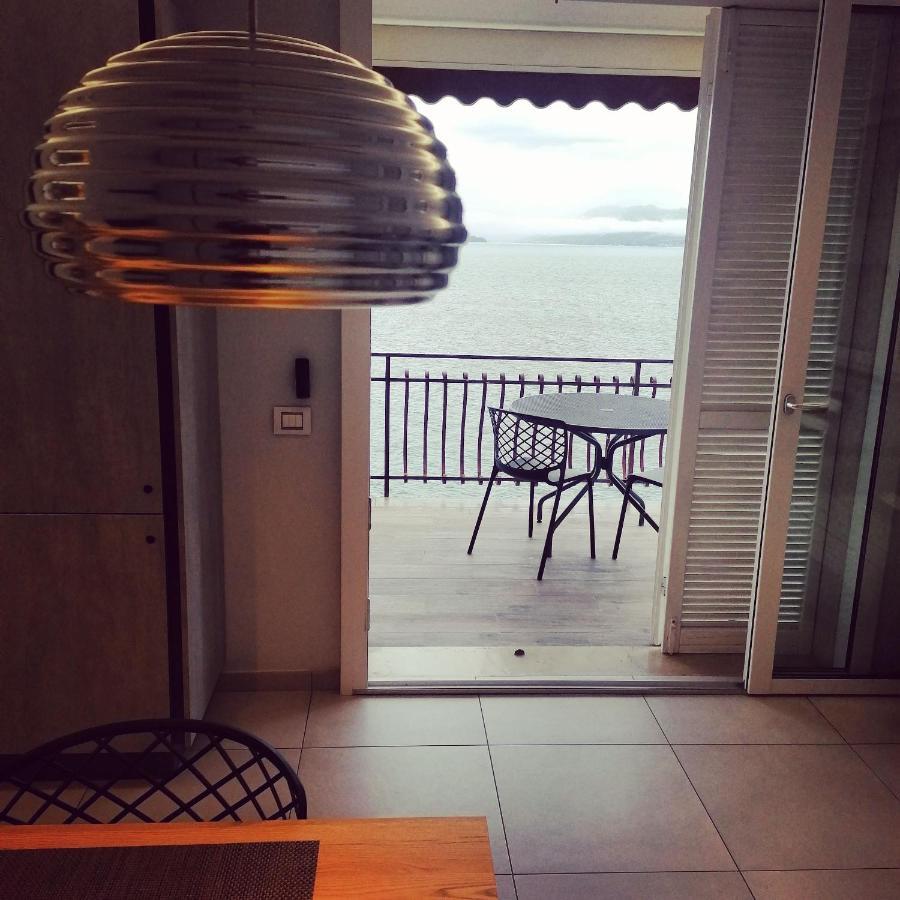 Apartamento Bellavista Eremitaggio Torri Del Benaco Exterior foto