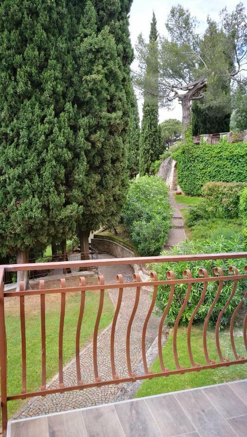 Apartamento Bellavista Eremitaggio Torri Del Benaco Exterior foto