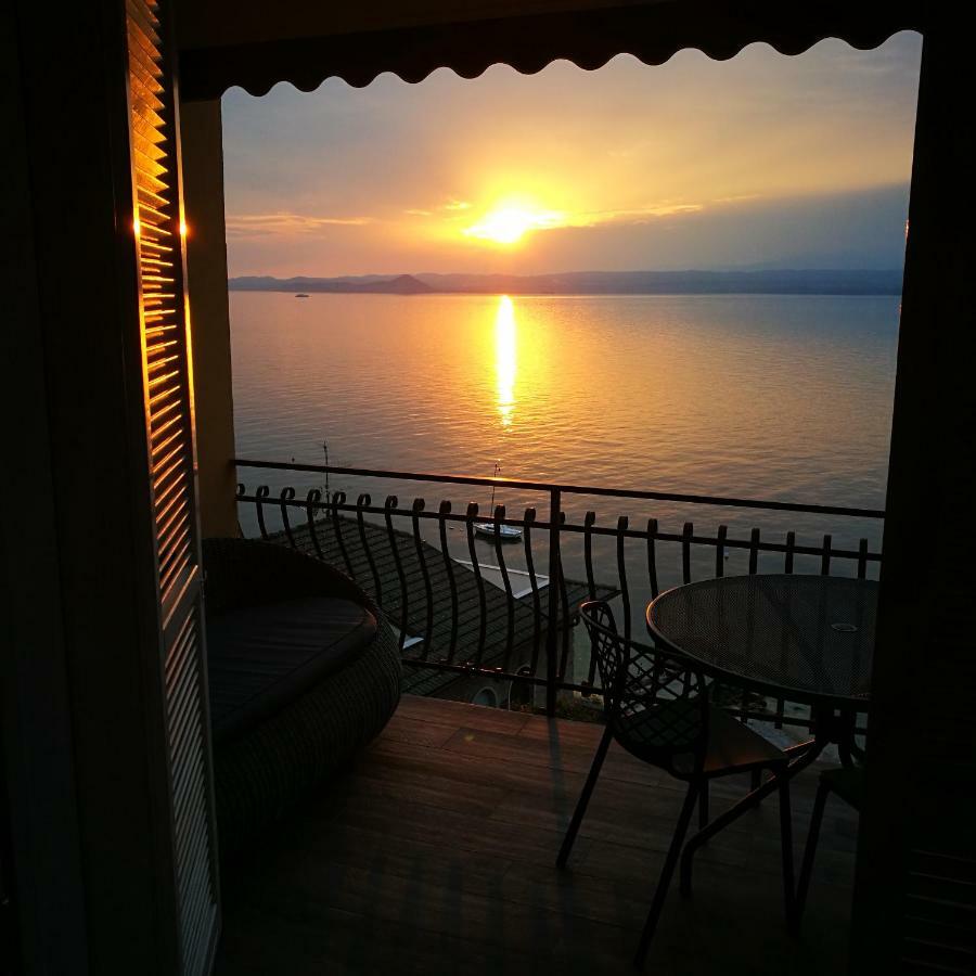 Apartamento Bellavista Eremitaggio Torri Del Benaco Exterior foto